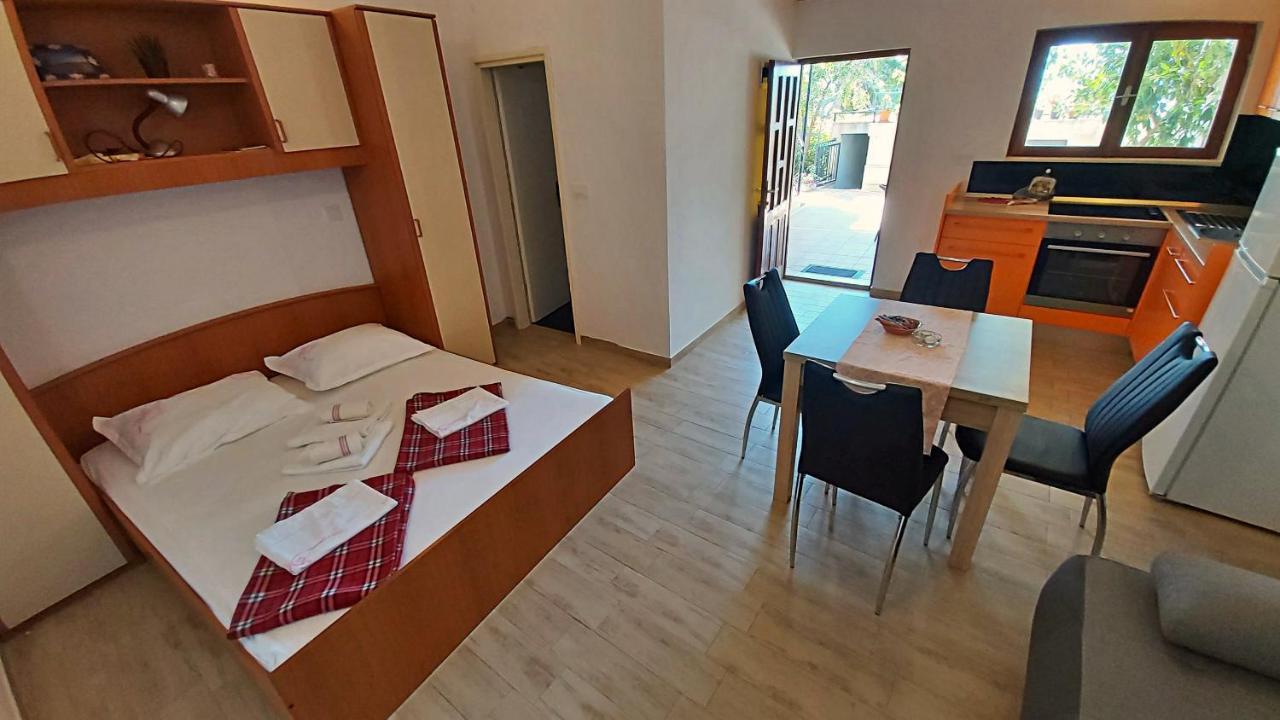 Apartments Gajo Omiš Zewnętrze zdjęcie