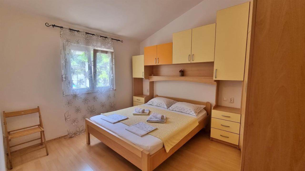 Apartments Gajo Omiš Zewnętrze zdjęcie