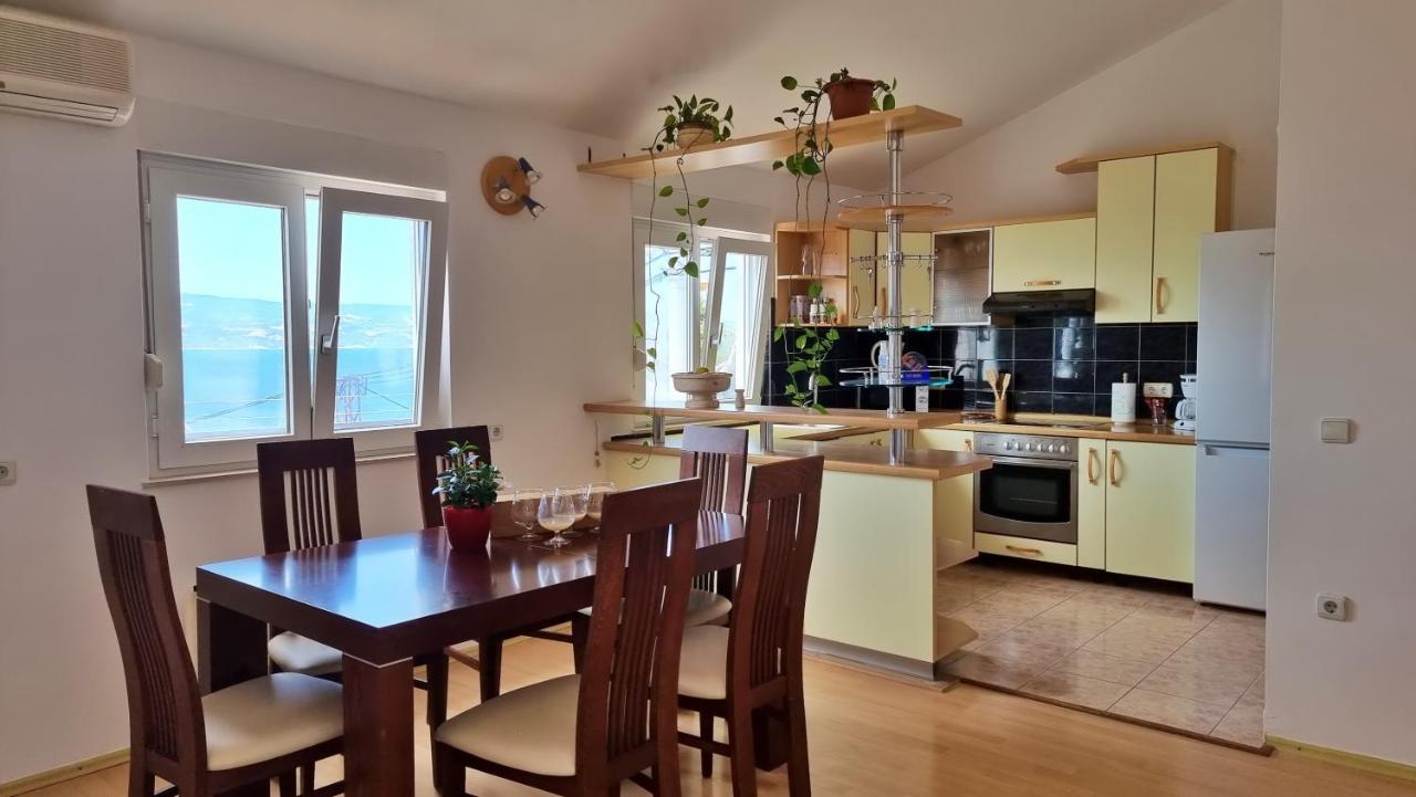 Apartments Gajo Omiš Zewnętrze zdjęcie