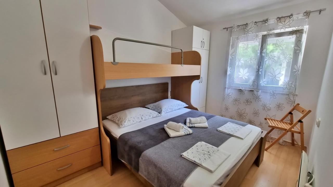 Apartments Gajo Omiš Zewnętrze zdjęcie