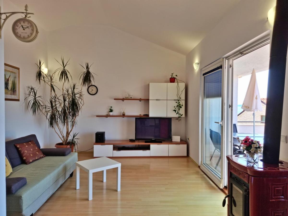 Apartments Gajo Omiš Zewnętrze zdjęcie