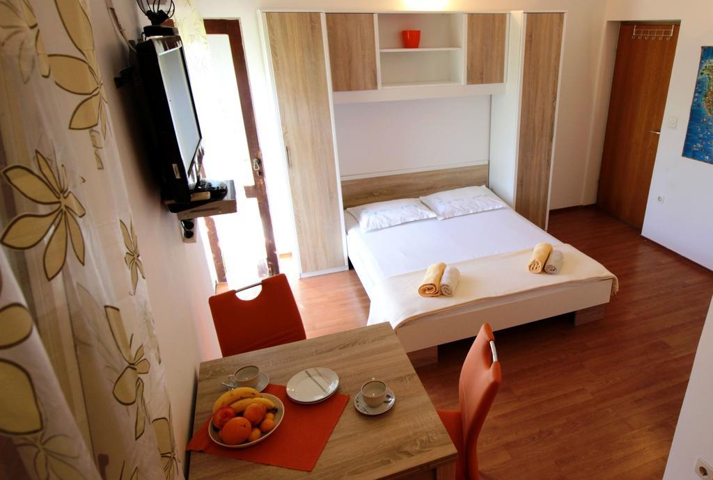 Apartments Gajo Omiš Zewnętrze zdjęcie